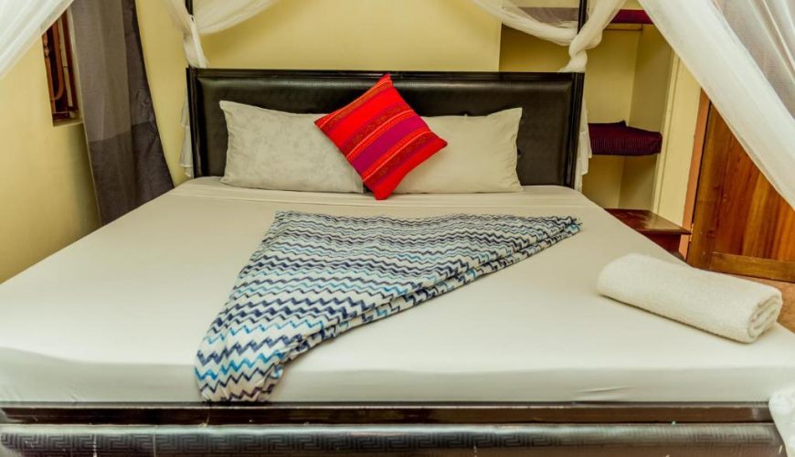 Single Room with Private Bathroom